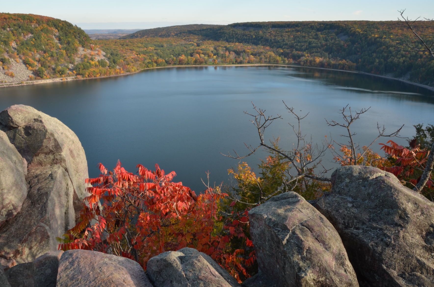 Autumn at Devils Lake